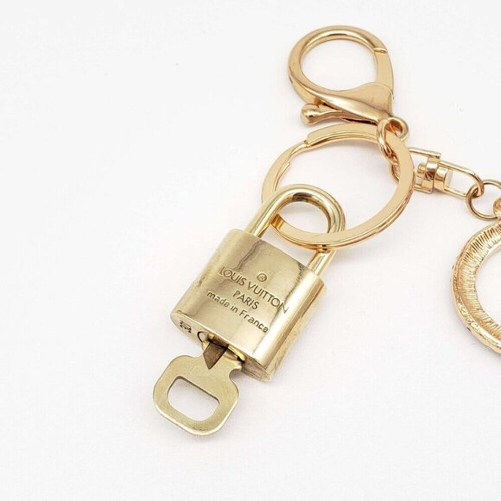 Louis Vuitton Gold Padlock 🔒 Key Set Authentic LV w/ Unbranded Keychain - Picture 4 of 8